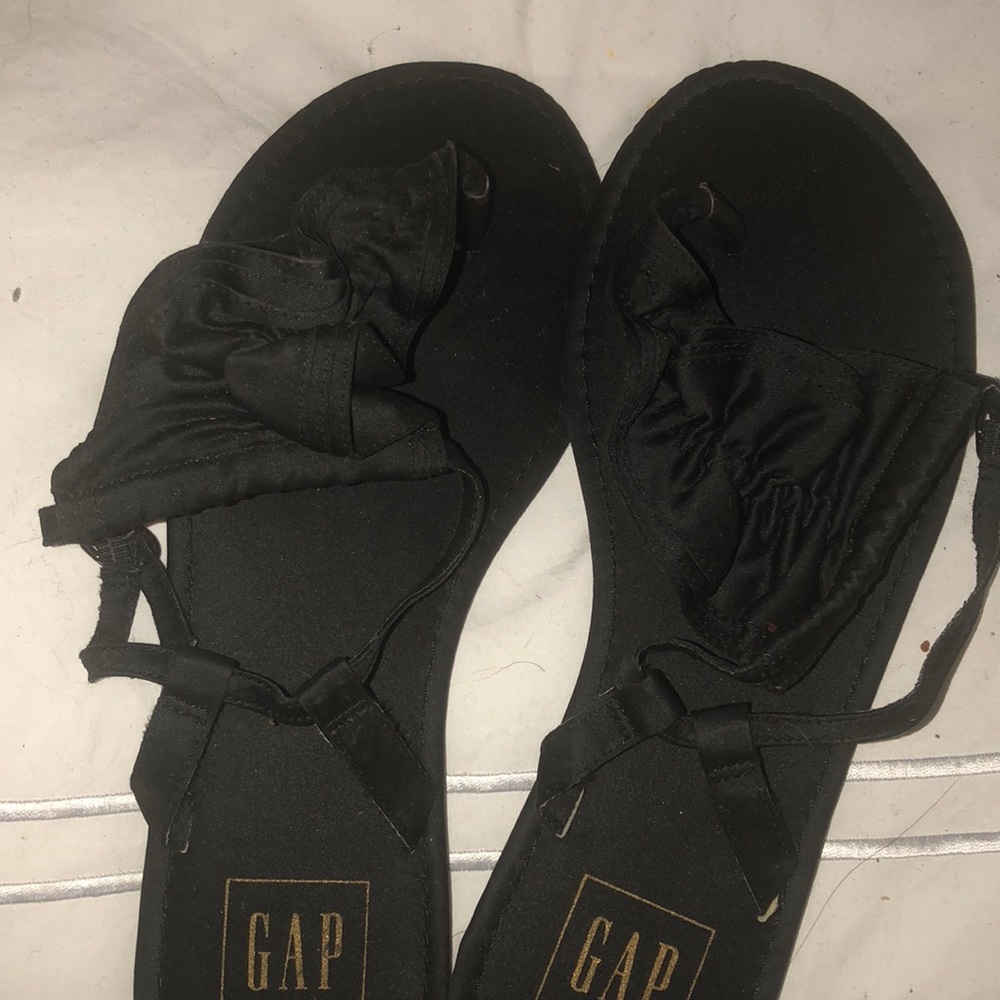 gap sandals NWT